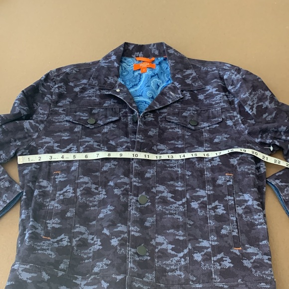 TALLIA Sport Navy Camo Print Trucker Jacket - Medium - Picture 5 of 10